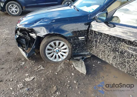 2009 BMW 328I xDrive z USA, uszkodzony, nr VIN WBAUU33569A539709